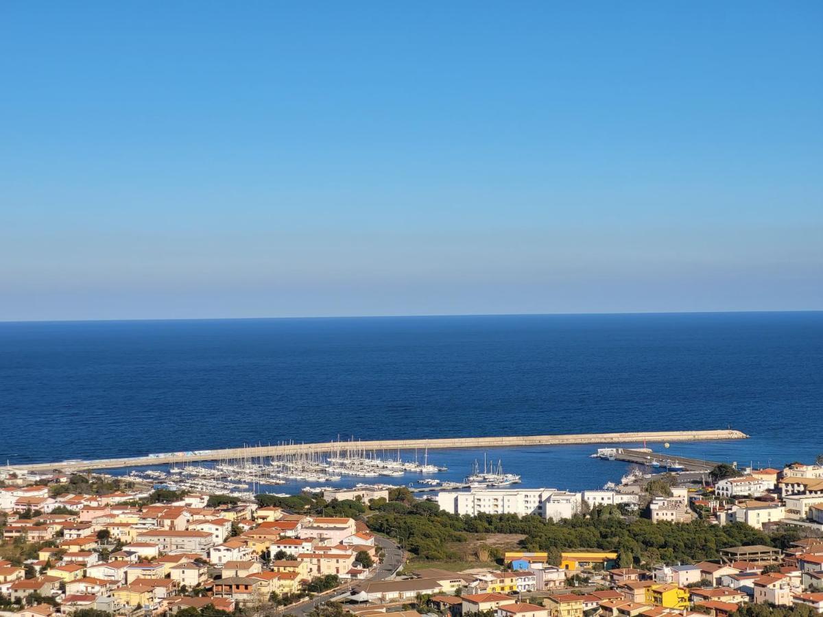 White Sand affittacamere La Caletta Esterno foto